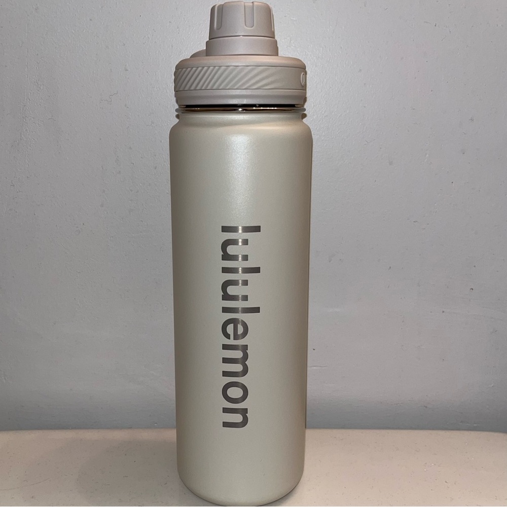 Lululemon Back to Life Sport Bottle 24 oz